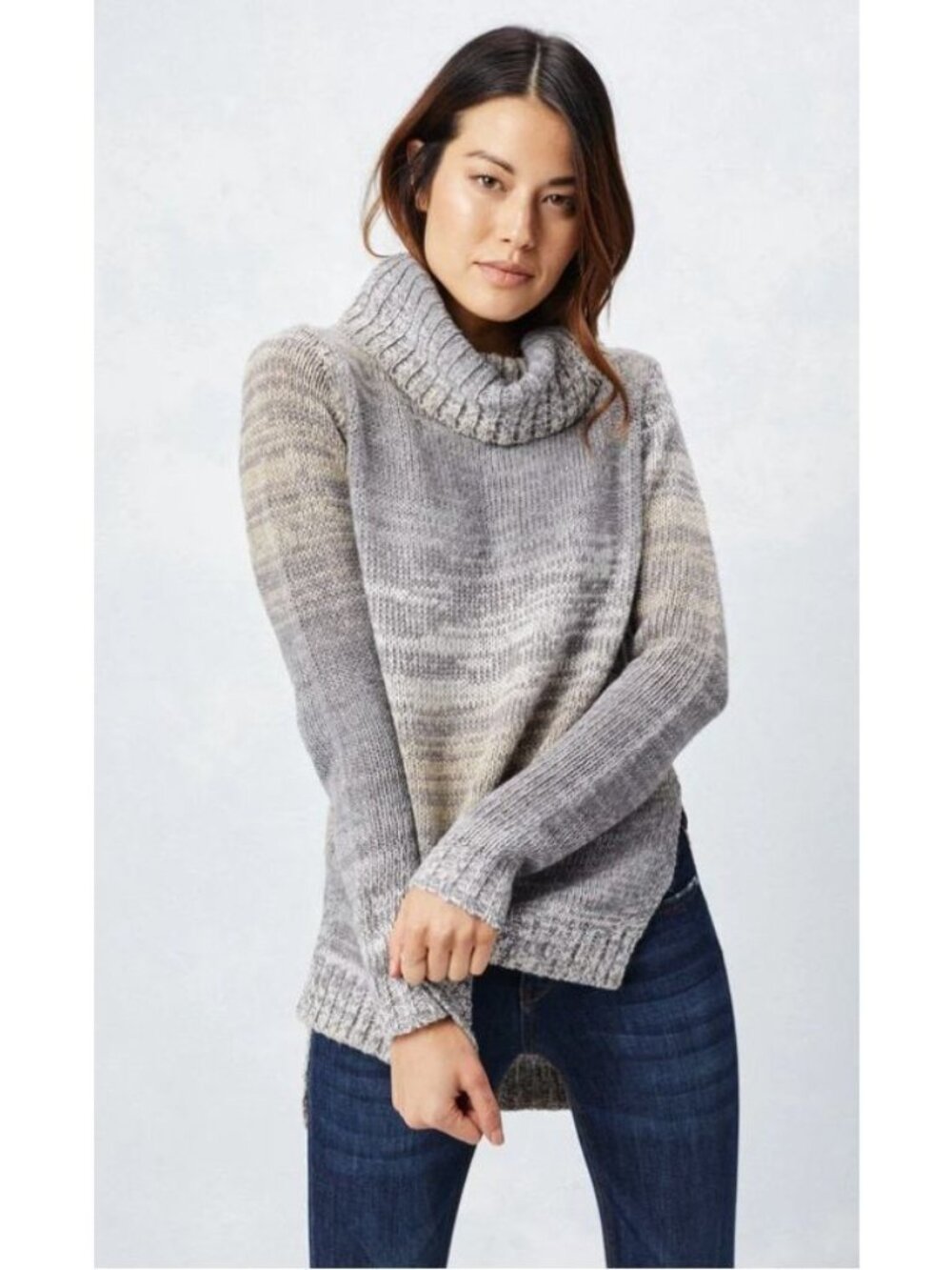 Lovestitch Jia Turtle Neck Hi-Low Cozy Knit Sweater  - Sz M - New